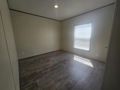 Photo 4 of 11 of home located at 308 Split Rail Pkwy Kyle, TX 78640