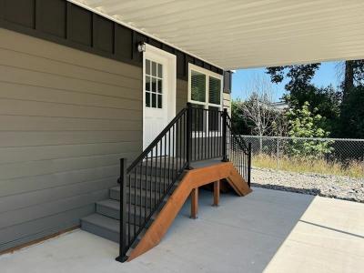 Photo 3 of 20 of home located at 13640 S E Highway 212 #124 Clackamas, OR 97015