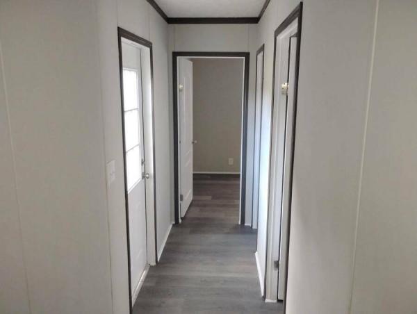 2022 270PU16663U  Home