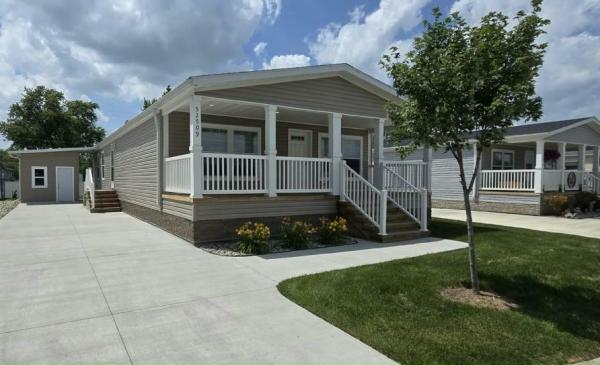 Photo 1 of 2 of home located at 52509 Willow Wood Ct. Chesterfield, MI 48051