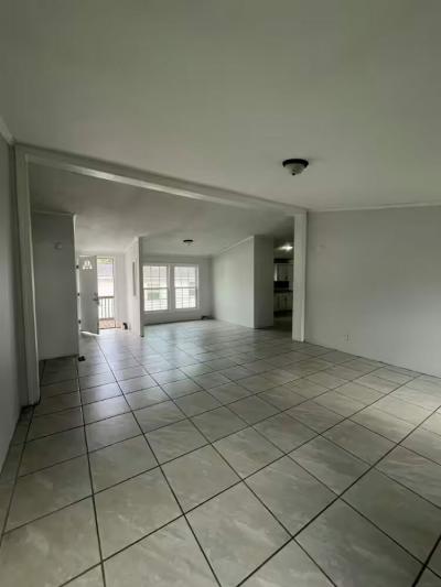 Photo 5 of 11 of home located at 3118 Dudley Rd Lot 78 West Columbia, SC 29170