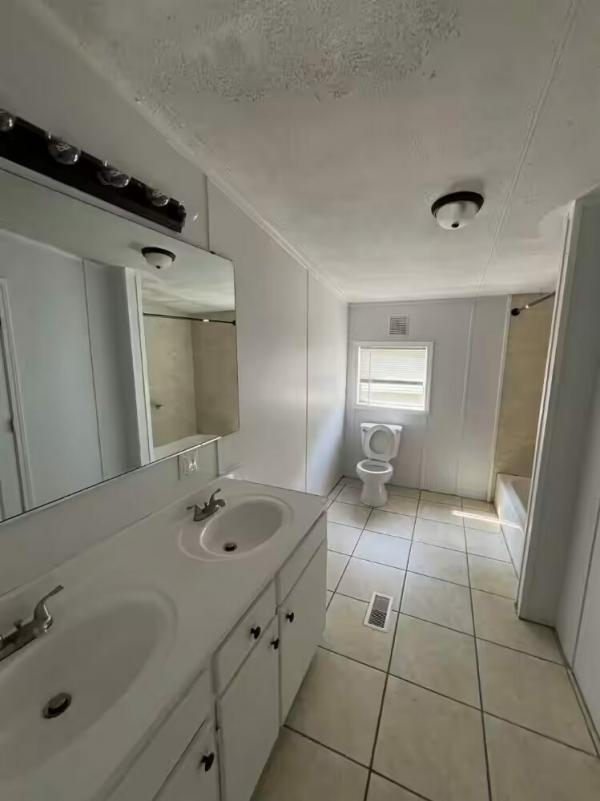 1999 PIONEER HOUSING  Home