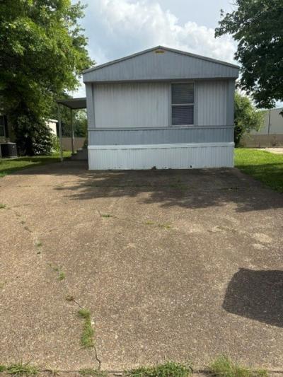 Mobile Home at 2104 Evanston Evansville, IN 47720