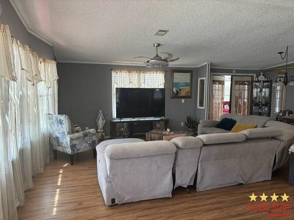 1990 SUNC  Home