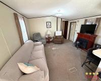 1990 BAYS  Home