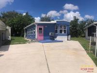 2000 WOOD  Home