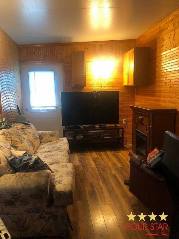 2000 WOOD  Home