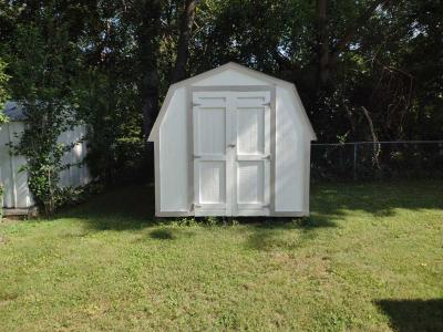 Photo 3 of 18 of home located at 92 Alpine Drive Swanton, OH 43558