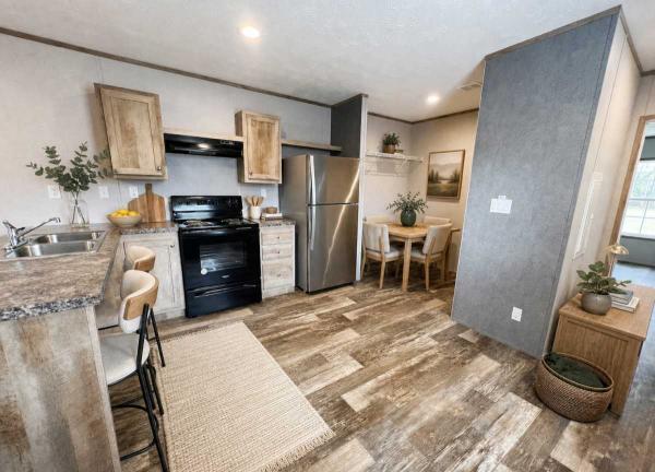 2020  Mobile Home For Sale