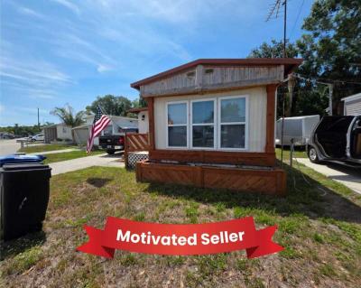 Mobile Home at 5611 Bayshore Rd, Lot 107 Palmetto, FL 34221