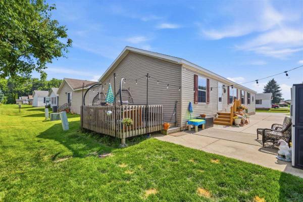2016 Double Wide Redman Mobile Home