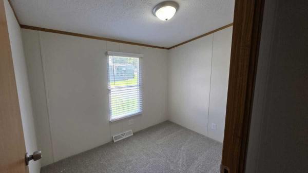 1999 Skyline Manufactured Home