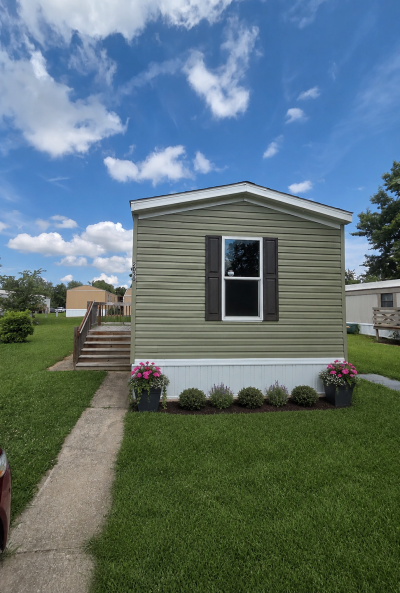Mobile Home at 2030 Glengate Estates Drive O Fallon, MO 63366
