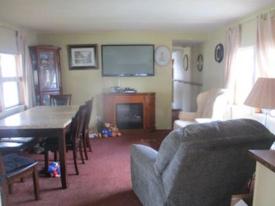 Photo 5 of 11 of home located at 23680 Glenita Warren, MI 48091