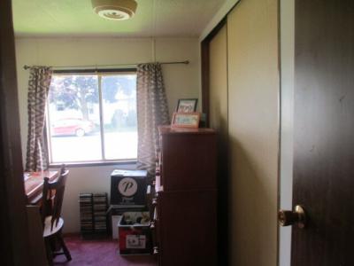 Photo 3 of 11 of home located at 23680 Glenita Warren, MI 48091