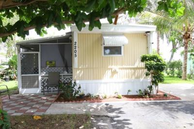 Photo 2 of 12 of home located at 2205 NW 21st Way, #326 Boynton Beach, FL 33436
