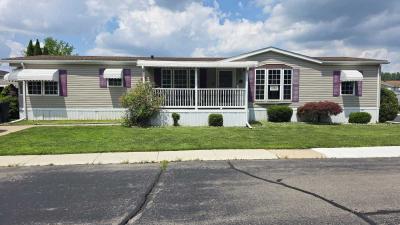 Photo 2 of 42 of home located at 17874 Dennis St Brownstown Township, MI 48174