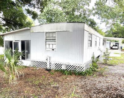 Photo 4 of 17 of home located at 14099 Belcher Rd. S Largo, FL 33771