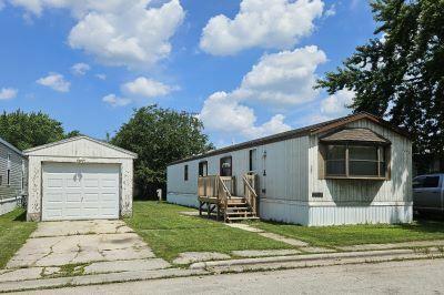 Mobile Home at 1331 Bellevue St , Lot 541 Green Bay, WI 54302