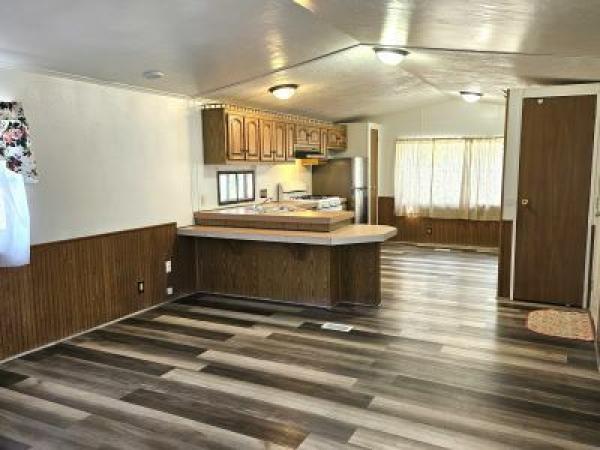 1986 Marshfield Manufactured Home
