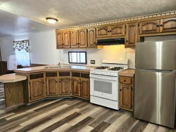 1986 Marshfield Manufactured Home