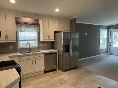 Photo 4 of 8 of home located at 121 Primrose Lane Green Bay, WI 54311