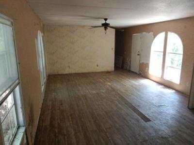 Photo 3 of 15 of home located at 12013 Happy Jack Rd Omaha, AR 72662