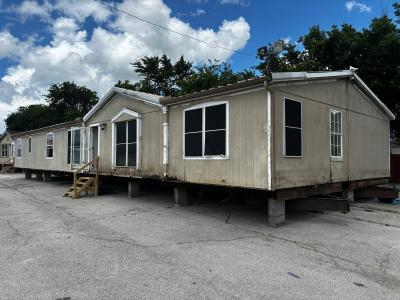 Mobile Home at 1726 N Main St Cleburne, TX 76033