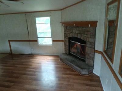 Photo 5 of 15 of home located at 4216 E 38th St Little Rock, AR 72206