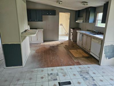 Photo 5 of 10 of home located at 605 W Main St Hayti, MO 63851