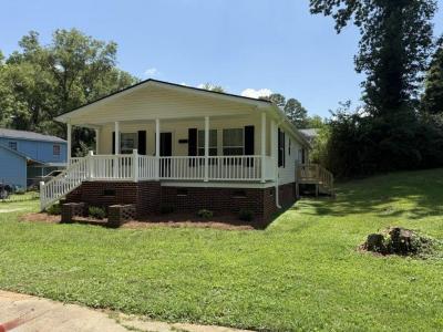 Photo 2 of 22 of home located at 505 W Robinson St Gaffney, SC 29341