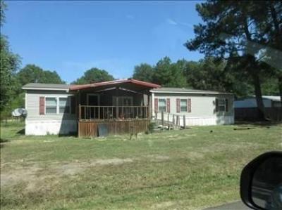 Mobile Home at 269 Old Palestine Ch Taylorsville, MS 39168