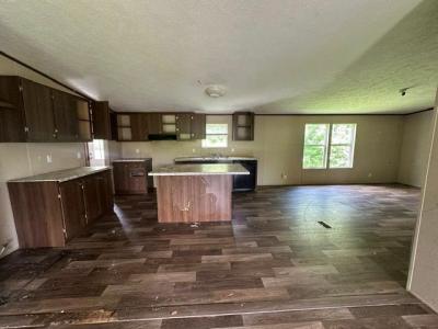 Photo 4 of 13 of home located at 2544 Ripley Rd Carbon Hill, AL 35549