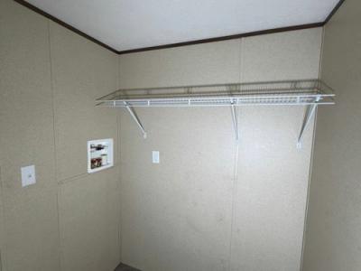 Photo 5 of 17 of home located at 2042 Dixie Ave Paducah, KY 42003