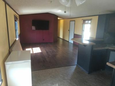 Photo 5 of 13 of home located at 2737 S Planter Rd Brookline, MO 65619