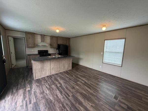 2022 THE BREEZE Manufactured Home