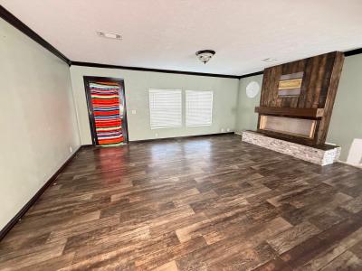 Photo 2 of 21 of home located at 1358 Road 5702 Cleveland, TX 77327