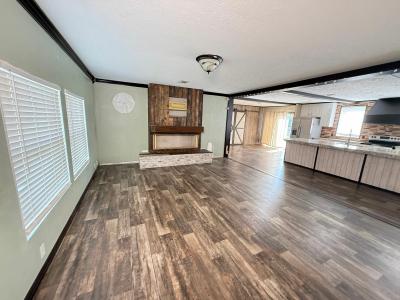 Photo 3 of 21 of home located at 1358 Road 5702 Cleveland, TX 77327