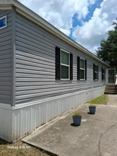 Mobile Home at 308 B Myrtle St Patterson, LA 70392