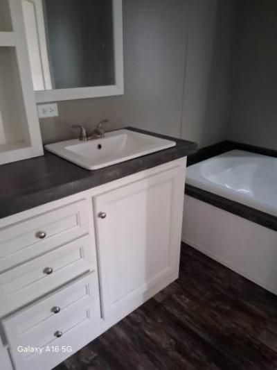 Photo 3 of 17 of home located at 308 B Myrtle St Patterson, LA 70392