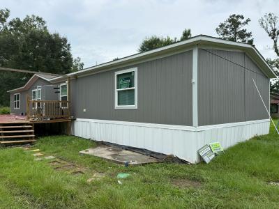 Mobile Home at 192 County Road 852 Buna, TX 77612