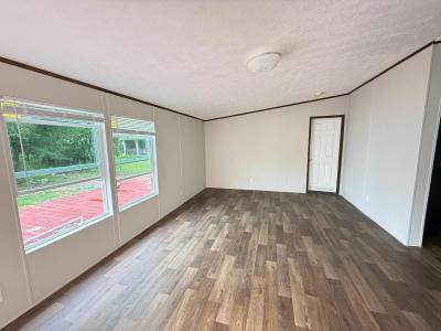 Photo 3 of 13 of home located at 192 County Road 852 Buna, TX 77612
