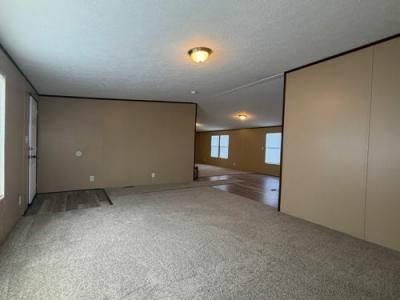 Photo 3 of 23 of home located at 6230 Tee Pee Ct Evansville, IN 47715