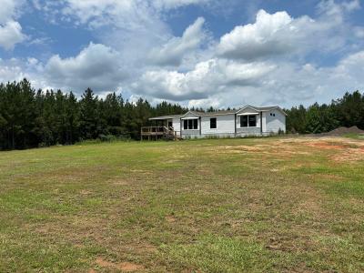 Mobile Home at 5444 Beaver Creek Rd Sweet Water, AL 36782