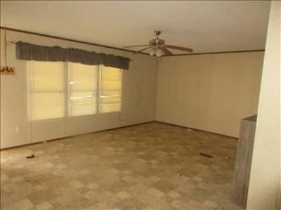 Photo 5 of 13 of home located at 27221 Goss Hart Road Franklinton, LA 70438