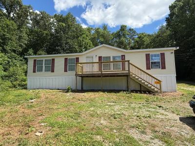Photo 2 of 27 of home located at 137 Morrison Subdivi Oakdale, TN 37829