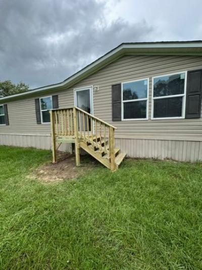Photo 2 of 37 of home located at 1075 Percy Rd Saint Martinville, LA 70582