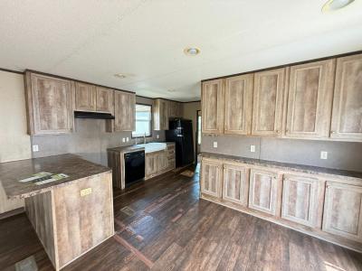 Photo 4 of 10 of home located at 15743 U.s. 59 Splendora, TX 77372