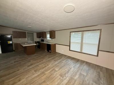 Photo 3 of 15 of home located at 679 Wexford Dr Cut And Shoot, TX 77303