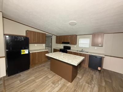 Photo 4 of 15 of home located at 679 Wexford Dr Cut And Shoot, TX 77303